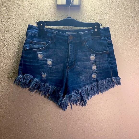 Elan Women Distressed Denim Shorts Medium Wash Size S - Picture 2 of 3